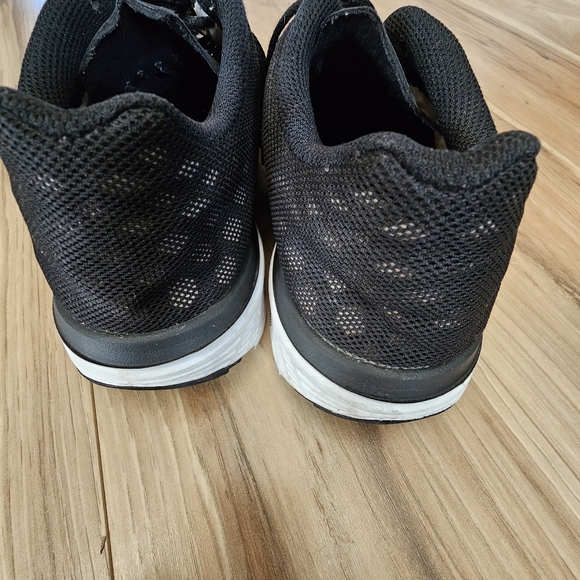 Nike FS Lite Run 3 Sneakers Womens Performace Running Shoe  Size 9 Black/Gray - Picture 8 of 11